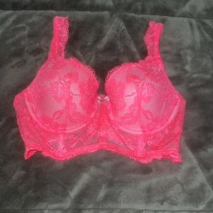 VS Body by Victoria’s Secret 32d pink lace bra